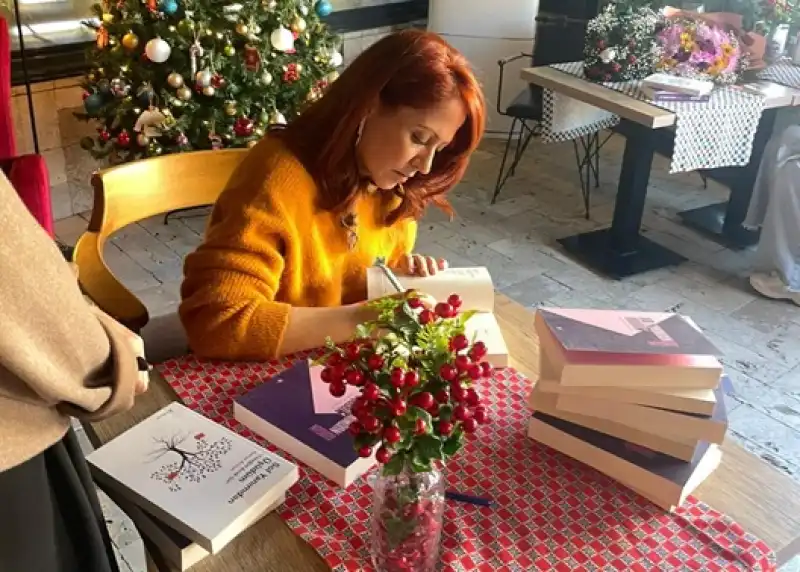 “Sol Yanımdan Üşüdüm” Umut Oldu: Derya Arslan’dan Eğitime Destek