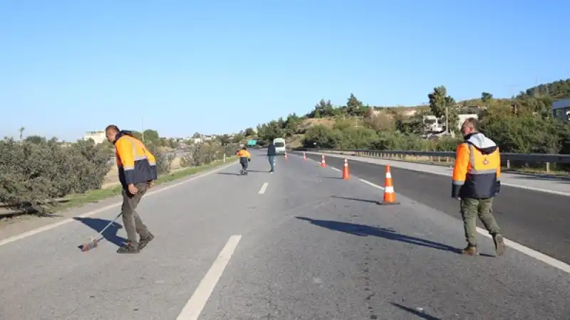 Hatay'da Devrilen Tırda çıkan Yangında 2 Kişi Hayatını Kaybetti 