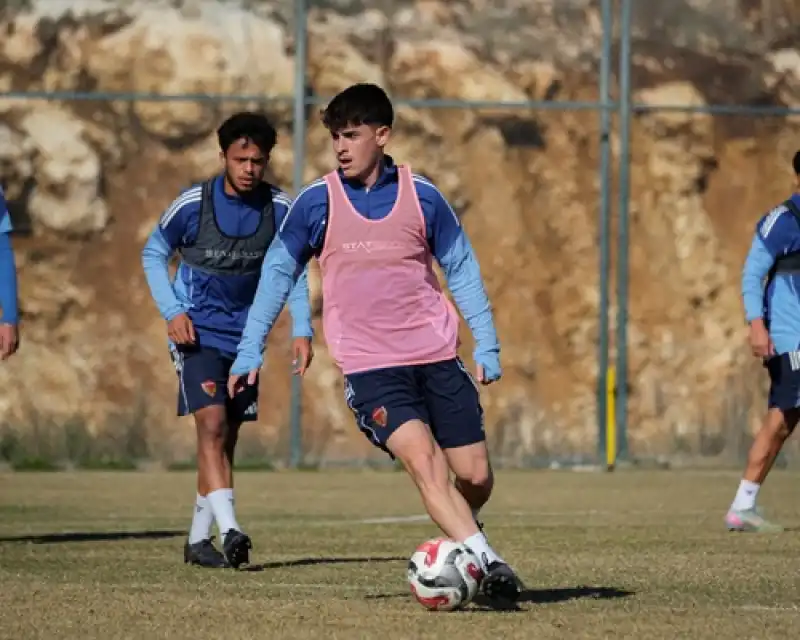 Hatayspor İlk Yarıyı Galibiyetle Kapatmak İstiyor