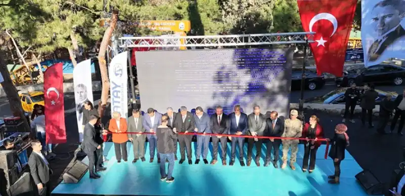 Başkan Öntürk, İskenderun’a Nefes Aldıracak Parkın Açılışını Yaptı