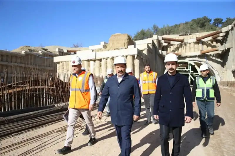 Hatay'da İskenderun-Topboğazı Otoyolu'nda çalışmalar Sürüyor