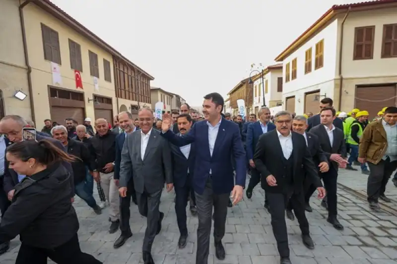 Bakan Kurum Hatay’dan Seslendi