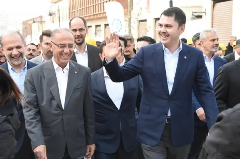 Başkan Yapar, Hatay’ı Yalnız Bırakmayan Bakan Kuruma Eşlik Etti