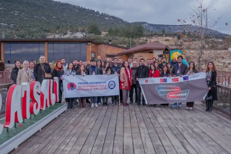 “Genç İletişimciler Yeşil Vatan Hatıra Ormanı” İçin Fidanlar Dikildi