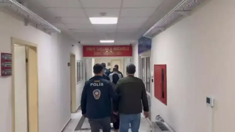 TOKİ Sitesini Taklit Eden Dolandırıcılara Operasyon; 19 Gözaltı!