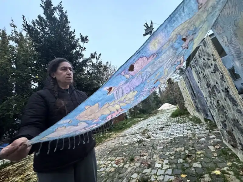 El Emeği Ipeği özgün Tasarımlara Dönüştürüyor