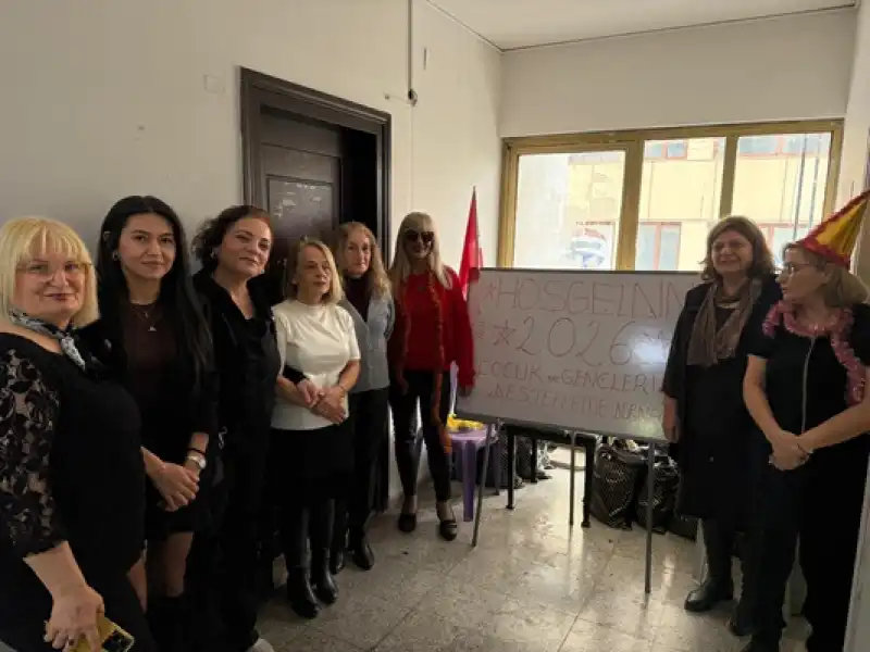 Çocuklar Ve Aileler Dayanışmayla Yeni Yıl Sevincini Yaşadı