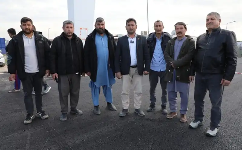 Büyükşehir Ovakent Yol Sorununu çözüyor