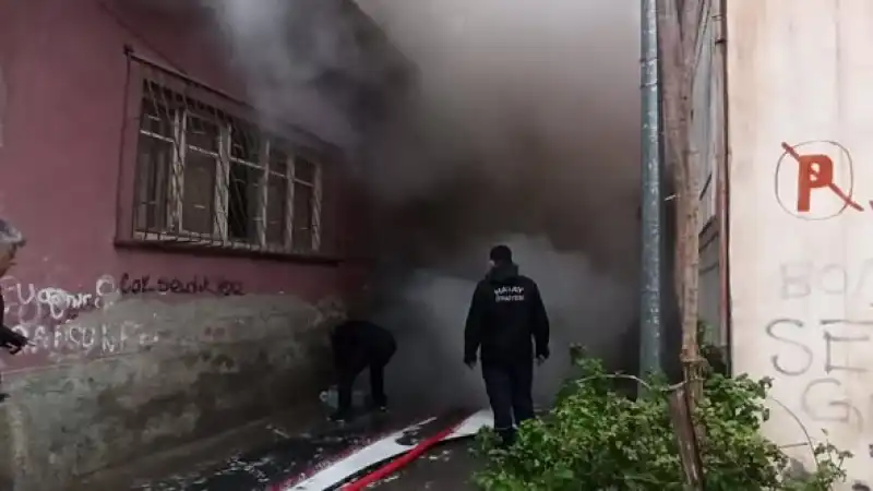 Malzemeler Küle Döndü!