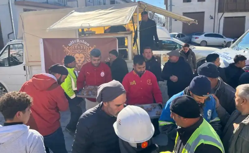 UltrAslan Hatay Ailesi’nden Habib-i Neccar Camii’nde Lokma İkramı