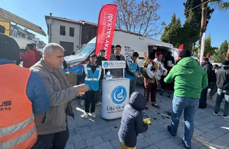 Ülkü Ocakları Hatay’dan Habib-i Neccar Camii’nde Meyan Şerbeti İkramı