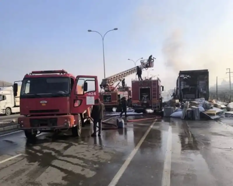 Cilvegözü’nde Tır Yangını!