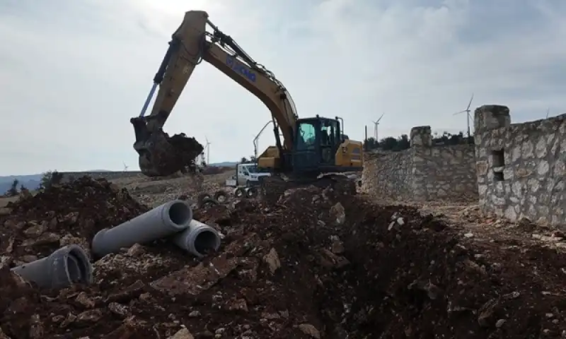 Şenköy’de Eksik Bölgelerin Kanalizasyon Sorunu çözülüyor