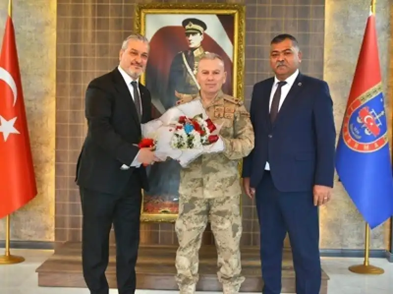 Başkan Gül'den, Tuğgeneral Karaca'ya Ziyaret 