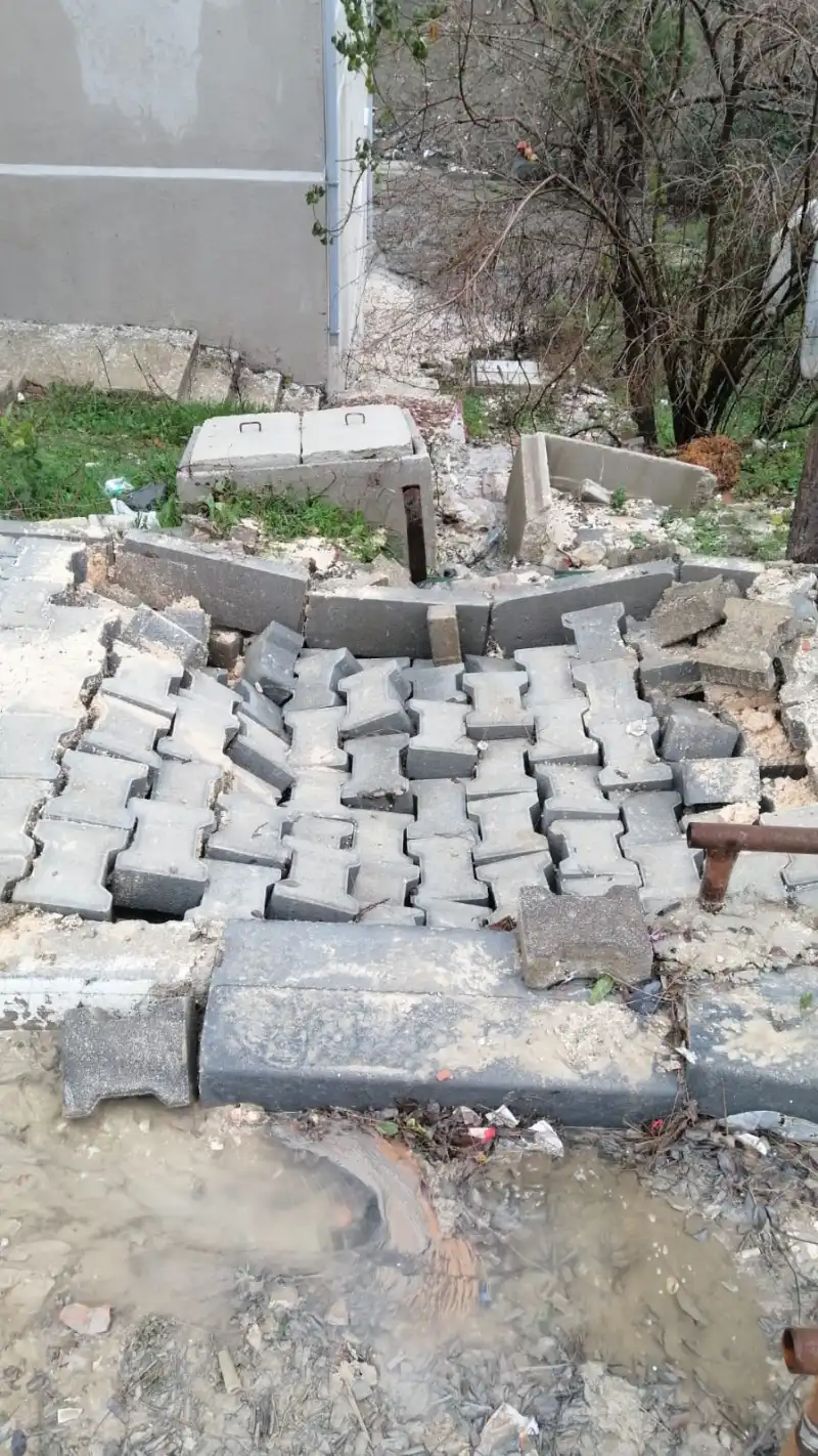 Binaları Yağmur Suyuyla Dolan Vatandaşların İstinat Duvarı Talebi