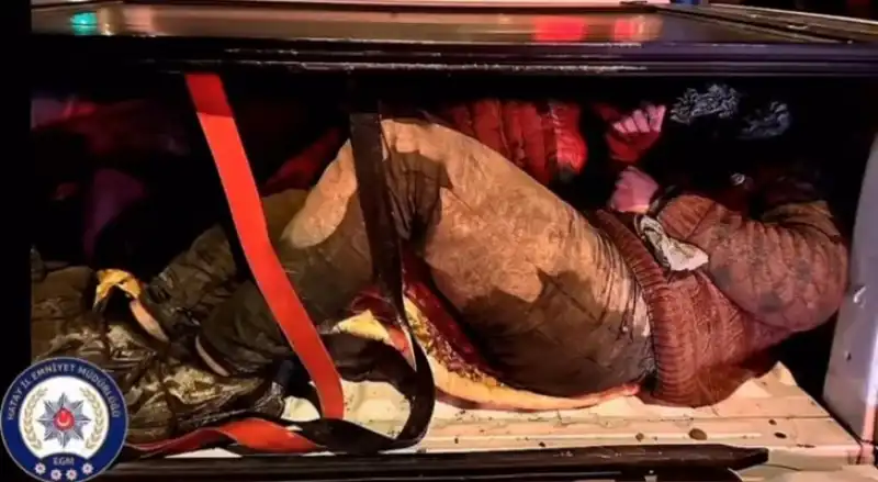 Antakya-Belen Yolunda 8 Kaçak Göçmen Yakalandı 