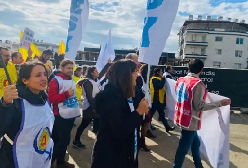 KESK: “Geçinemiyoruz, Emeğimizin Karşılığını İstiyoruz”