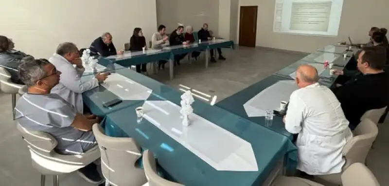 Altınözü Devlet Hastanesi’nde Uzman Hekimlere Yönelik Bilgilendirme Toplantısı Gerçekleşti