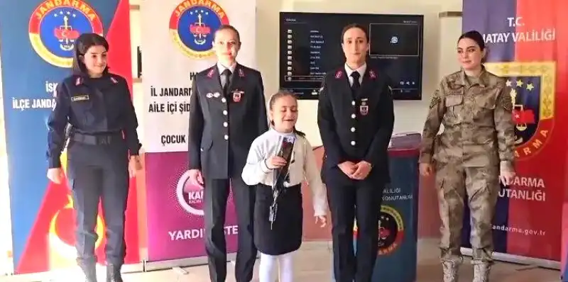 Jandarma, Vatandaşlara KADES’i Tanıttı