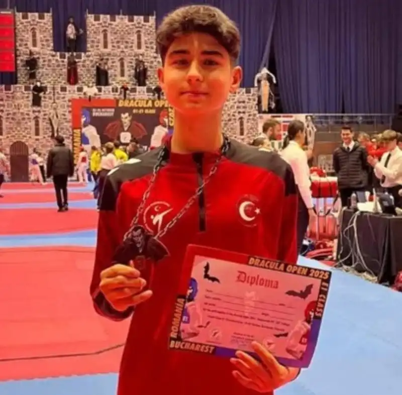 Antakya’nın Gururu Avrupa Kürsüsünde