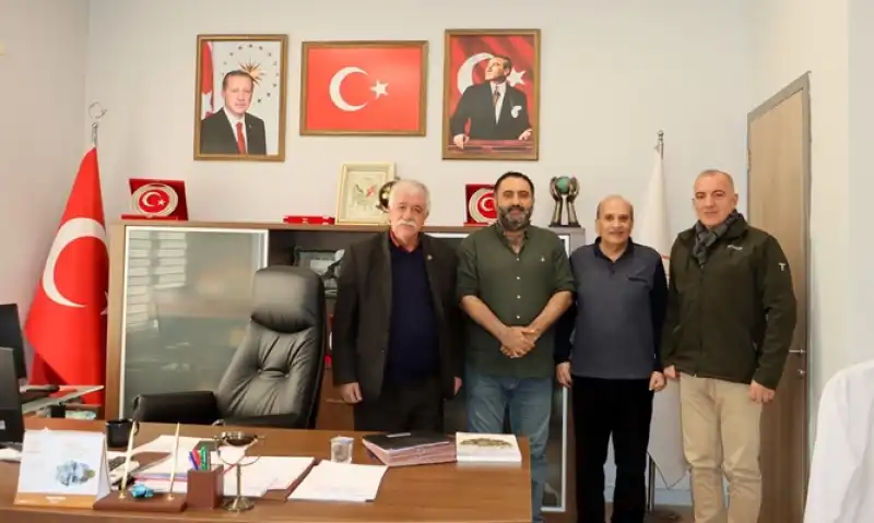 Kalaycıoğlu Ve Gazetecilerden Gülderen EAH’ye Nezaket Ziyareti