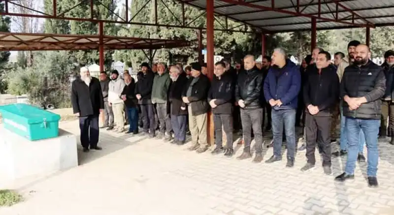 Siyam İkizlerin Hayata Tutunma Mücadeleleri Yarım Kaldı!