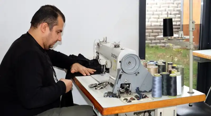 İğne, İplik Ve Sabır: Abdulkadir İmrek’in Terzilik Yolculuğu