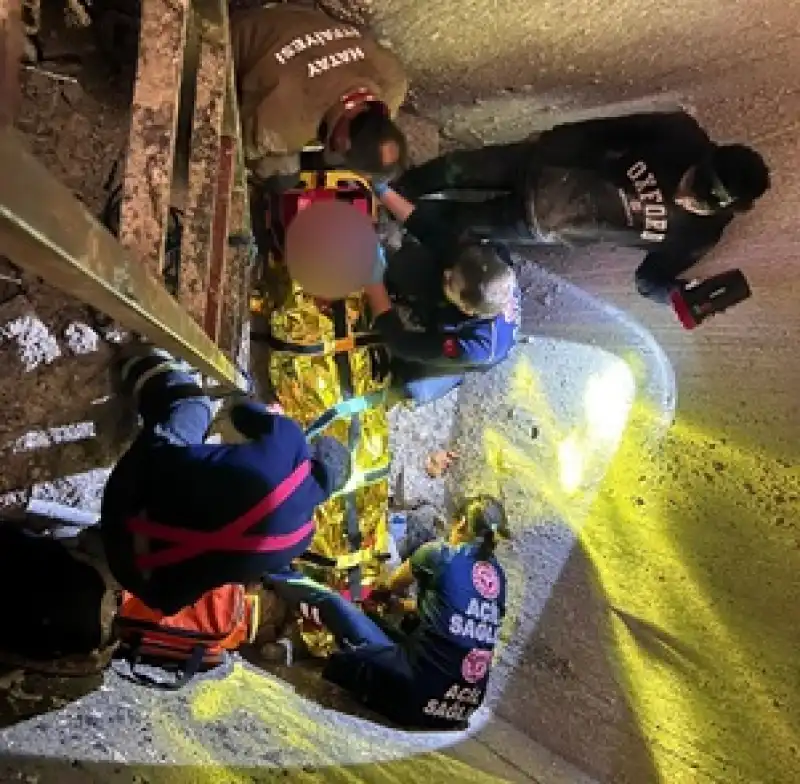 Asansör Boşluğun Da Kurtarma