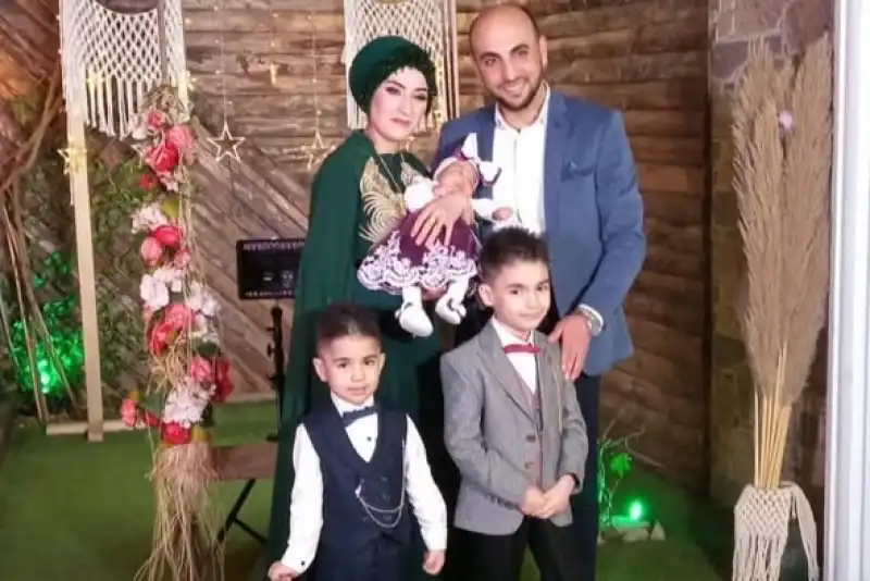 Teyzesi Kol Kanat Gerdi, Çilem Artan Yalnız Bırakmadı