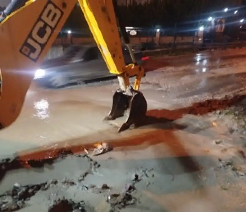 HBB’den Etkili Sağanak Yağış Mesaisi