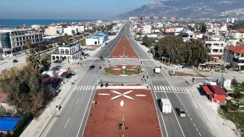 Hatay’da Ulaşım Yatırımları Hız Kesmeden Sürüyor