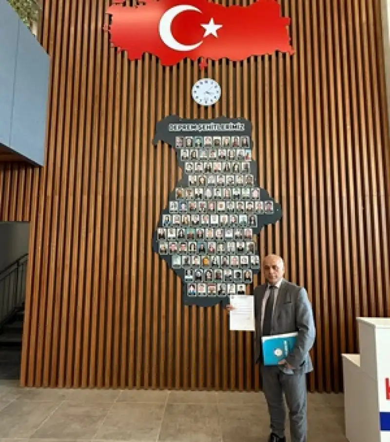 Depremde Hayatını Kaybeden Sağlık Çalışanlarının İsimleri Servislere Verilsin