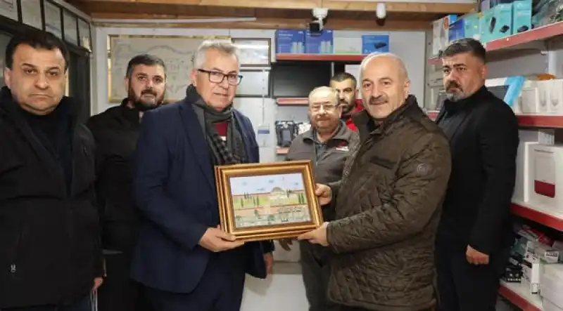 Gebze Belediye Başkanı Zinnur Büyükgöz 6 Şubat Elektronikçiler Çarşısı’nda