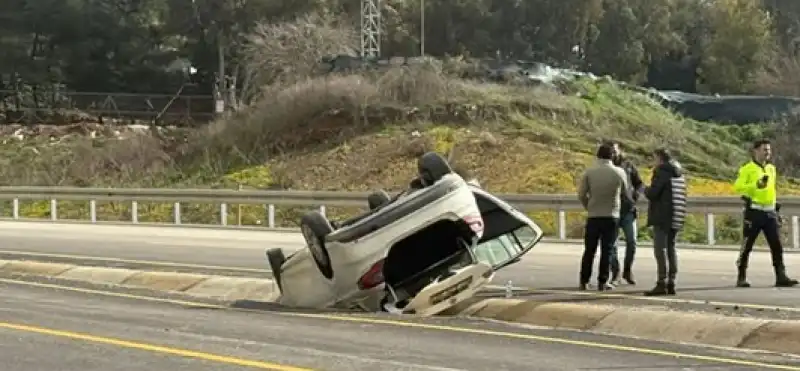 Yayladağı Yolunda Kaza: Sürücüsü Kadın Otomobil Takla Attı !..