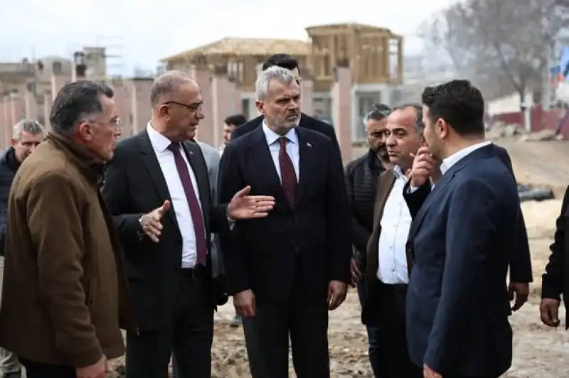 Öntürk, Antakya Esnafını Ziyaret Etti