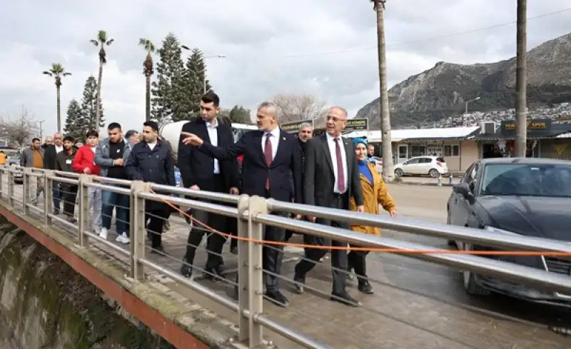 Öntürk, Antakya Esnafını Ziyaret Etti