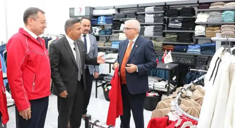 İSTE’de Iyilik ‘Kızılay Butik’ Ile Büyüyor!