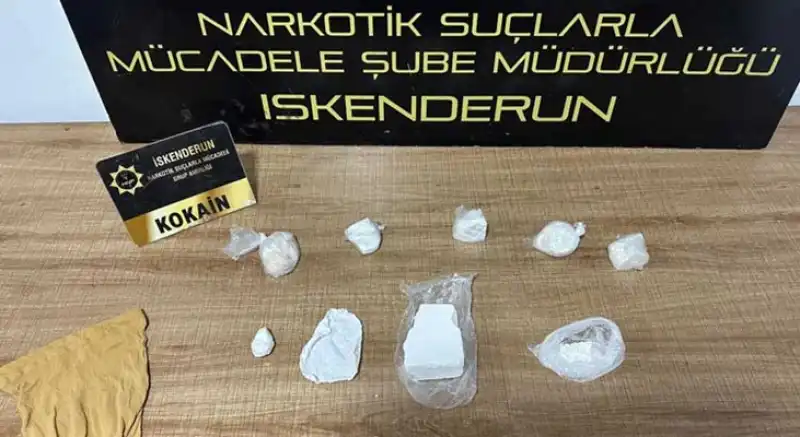 Ticari Taksiden Yarım Kilo Kokain Çıktı!