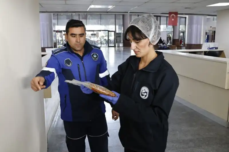 HBB, 100 KİLO KABAK TATLISINI İMHA ETTİ