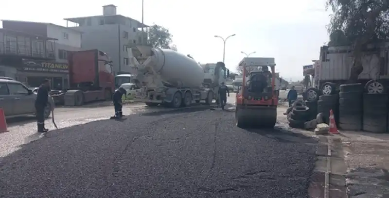 Yollar Onarılıyor Çukurlar Kapatılıyor!