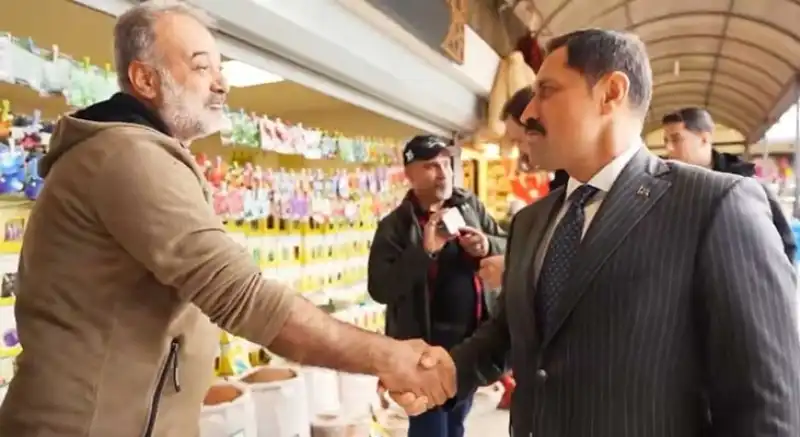 Hatay Valisi’nden Çarşı Esnafına Ramazan Ziyareti!
