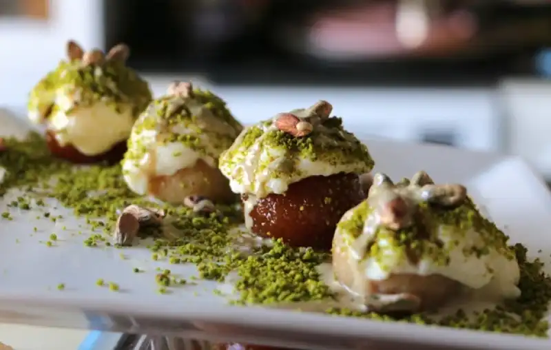 Ramazan Sofralarının Tatlı Adresi: Hakan Osmanlı Tatlıları