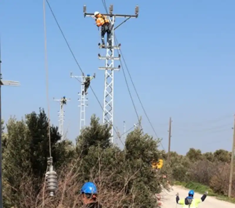 Toroslar EDAŞ Sahada: Altınkaya’da Bakım Çalışmaları Sürüyor