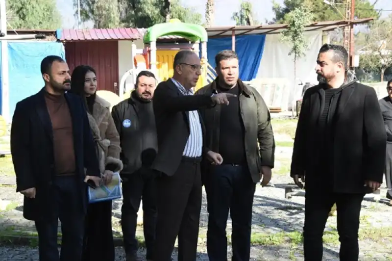 Başkan Yapar, Odabaşı Mahallesi’ndeki Parkta Revize çalışmalarını Inceledi