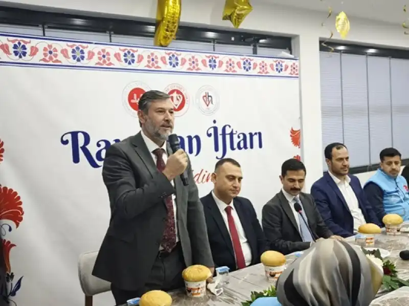 Yetim Çocuklar İçin Anlamlı İftar Buluşması