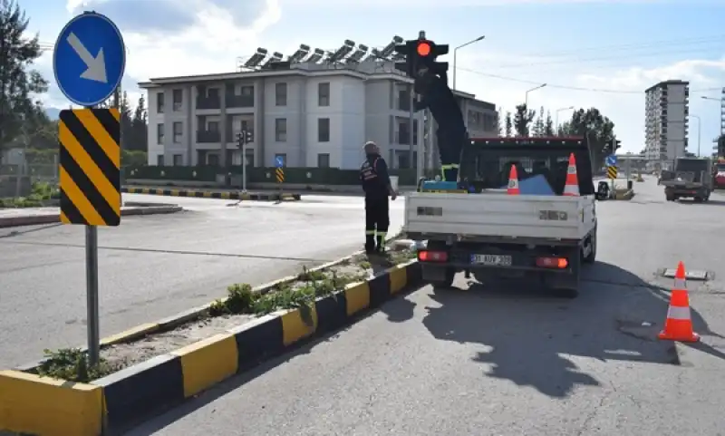 Yaya Geçitleri Ve Sinyalizasyon Sistemleri Yenileniyor