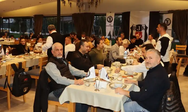 Hatay Beşiktaşlılar Derneği İftarda Bir Araya Geldi