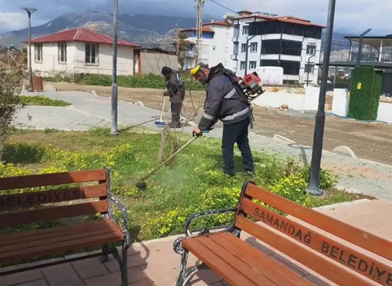 Park Ve Bahçeler Müdürlüğü’nden Ilçe Genelinde Yoğun çalışma