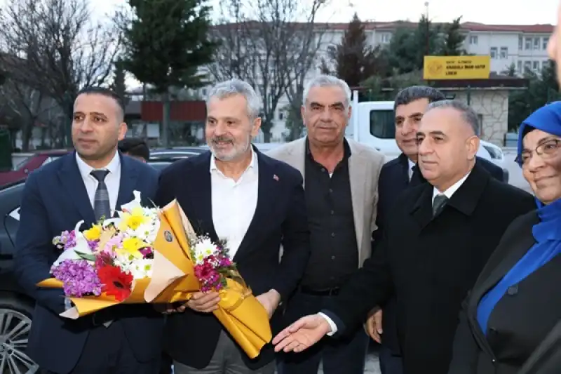 Başkan Öntürk Iftar Programlarında Altınöz’ünde