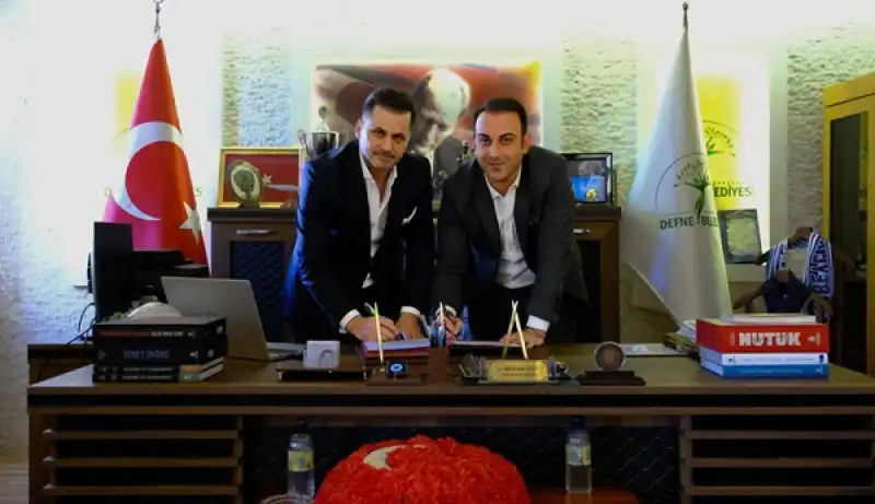 Özgün’den Defne’ye Kalıcı Bir Eser: Kültür Ve Sanat Merkezi Protokolü İmzalandı